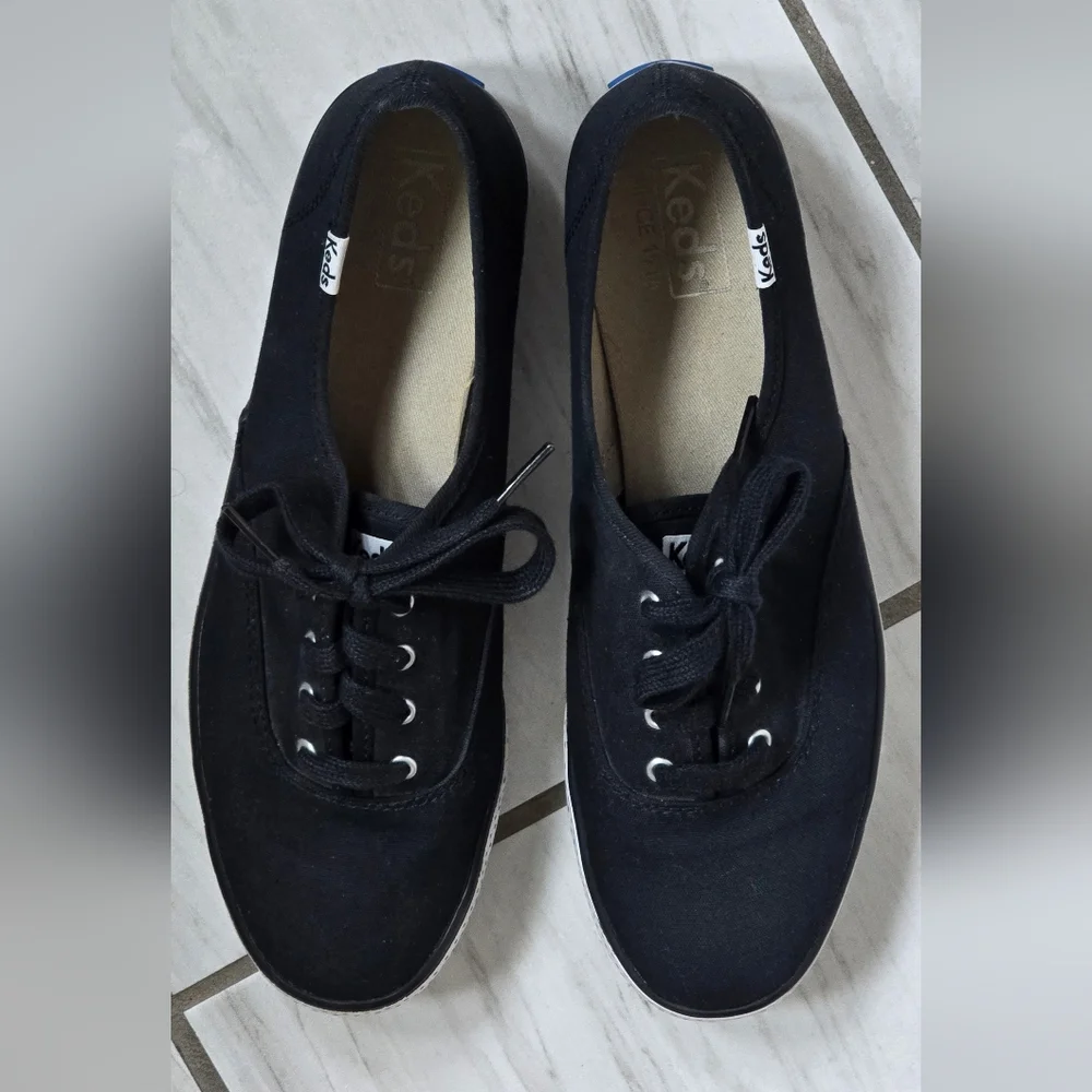 Keds Champion Triple Dot Foxing womens sneakers shoes size 9